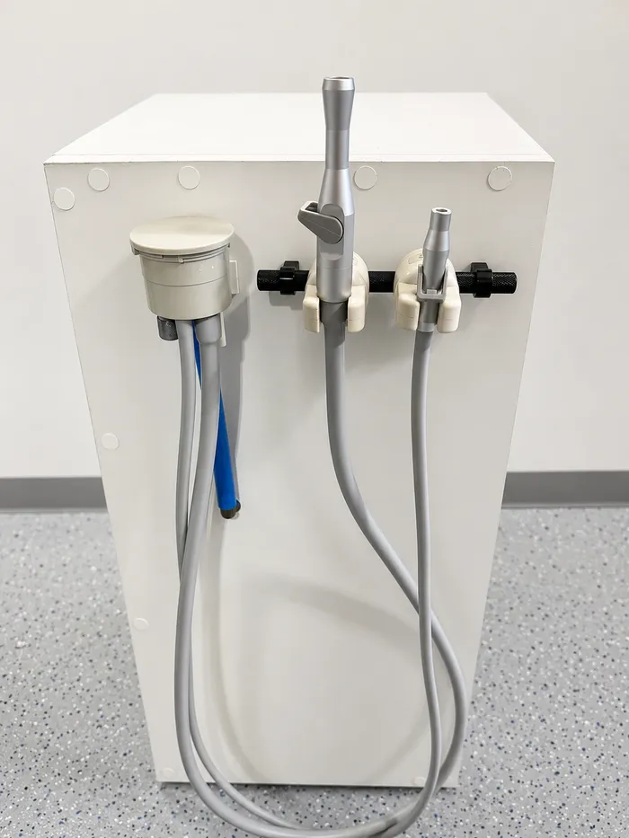Dental delivery unit handpiece and hose repair, Orange County